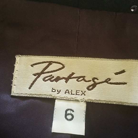 Partage' Dark Blue Suit - Picture 5 of 7